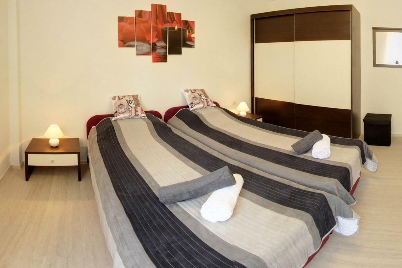 Lusyhouse Villa Pula Luaran gambar